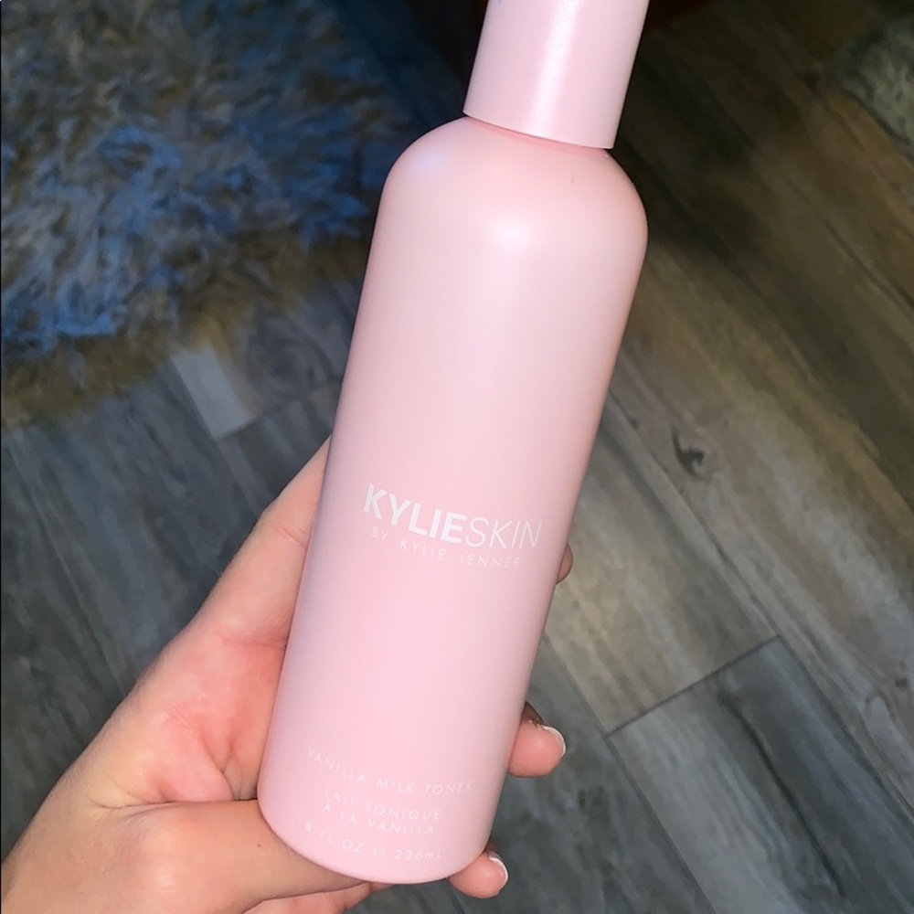 Kylie Skin Vanilla Milk Toner